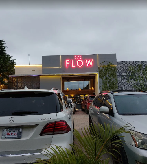 Flow Lounge & Restaurant