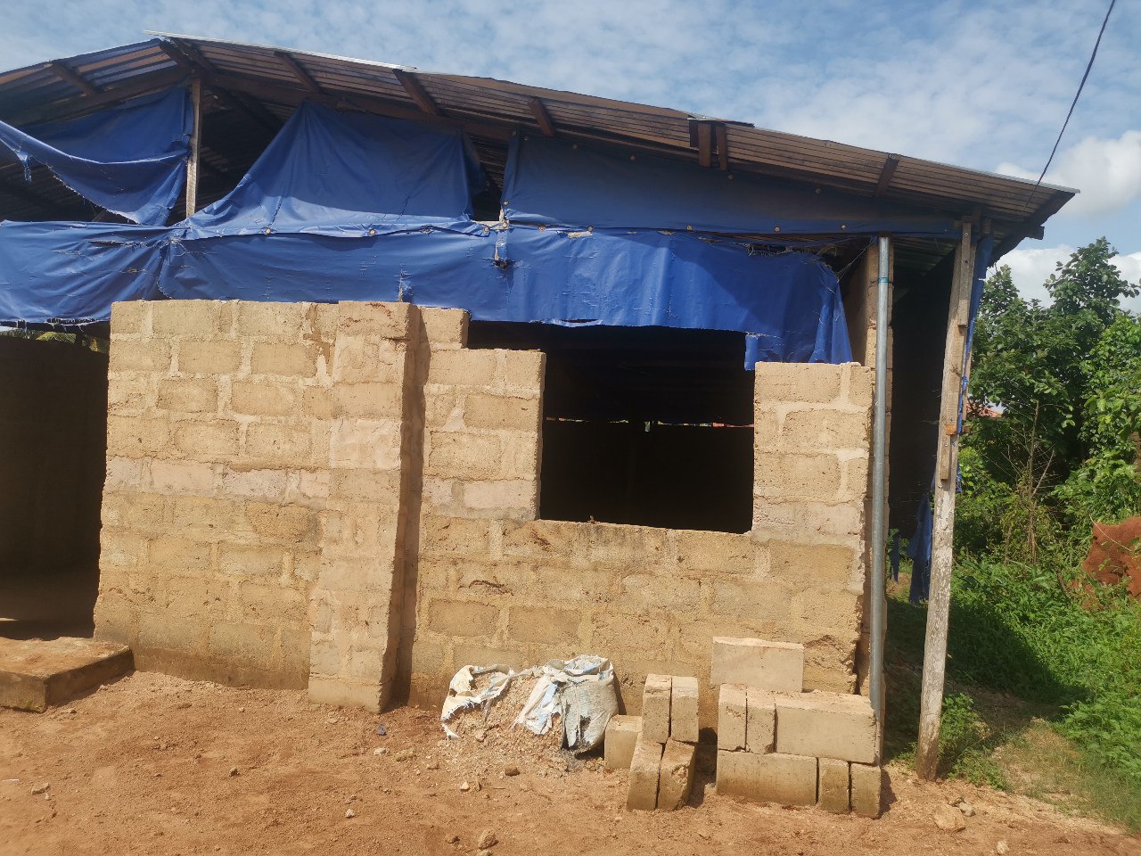 Land-with-3-Buildings-for-sale23